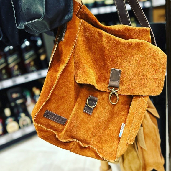 Vintium Other - Messenger Bag Leather handcrafted to carry your wines or cigars